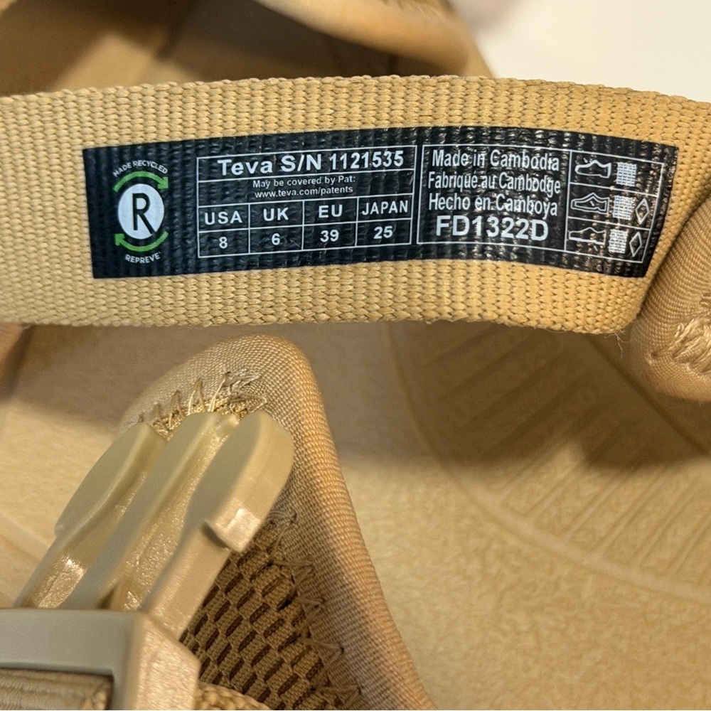 Teva Tan Strappy Sandals Women’s Size 8 (EU 39) Hiking/Outdoor Adjustable - Picture 6 of 8